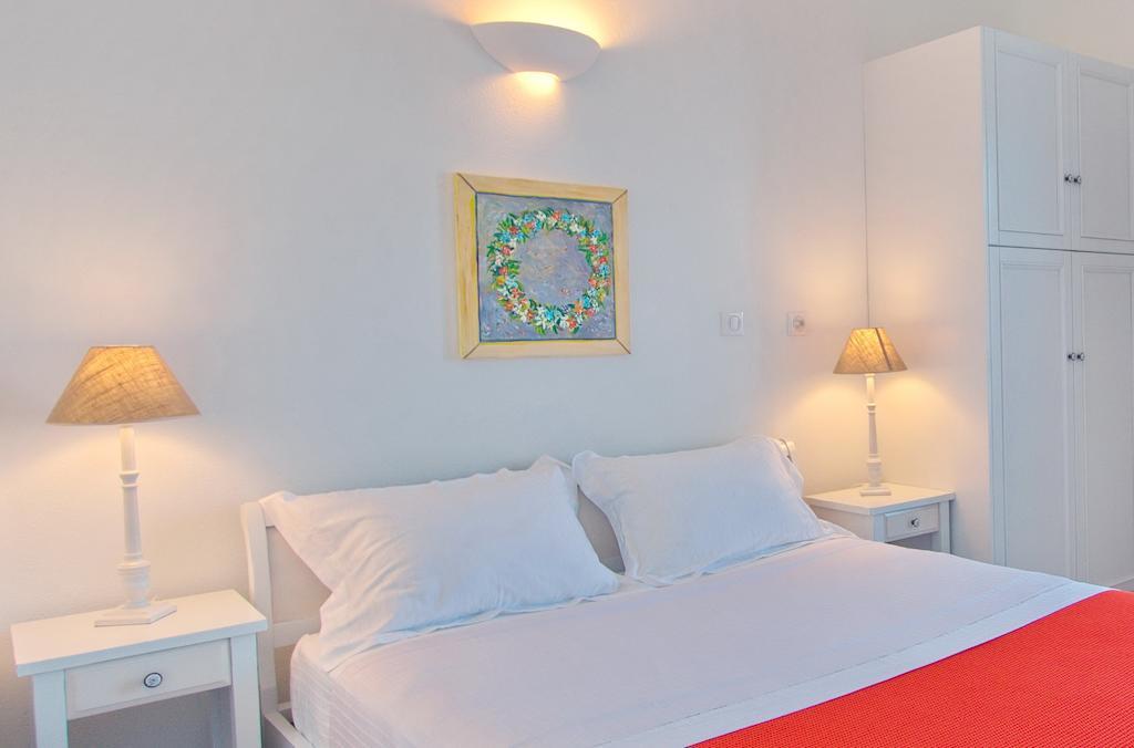 Yades - All Sea View Suites - Adults Only Naousa  Room photo